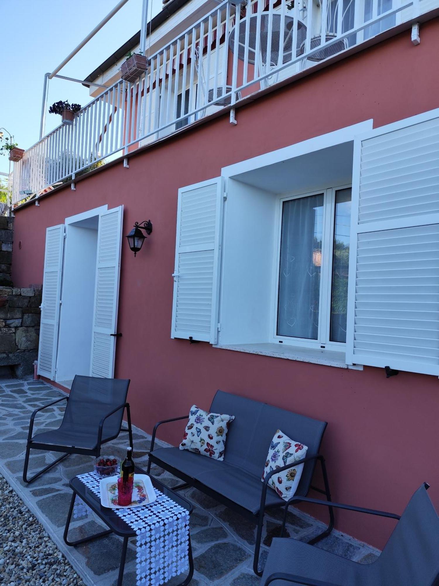 La Casa Di Giada, Appartamento In Villetta Con Aria Condizionata, Wi-Fi E Parcheggio Gratuito Poggi Екстериор снимка